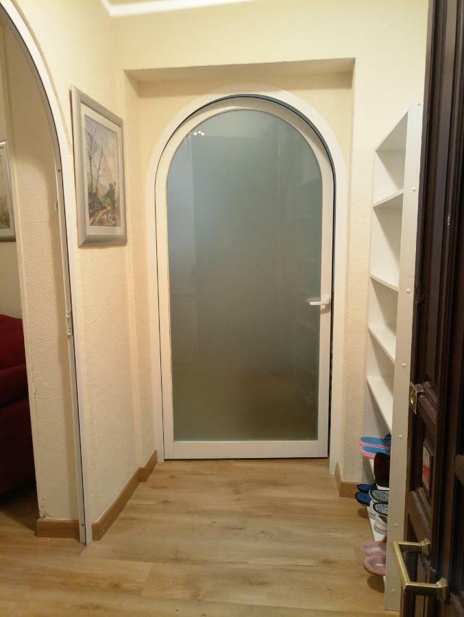 Apartment Casa Reina- Classical With Lift In Sol And Mayor *