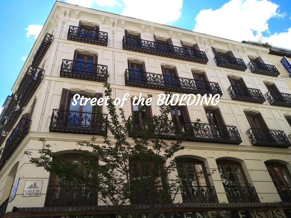 Casa Reina- Classical With Lift In Sol And Mayor Apartment Madrid